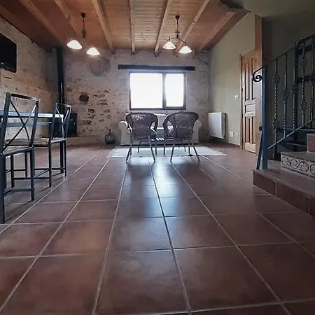 Fuentetrigo Ii Holiday home Brizuela